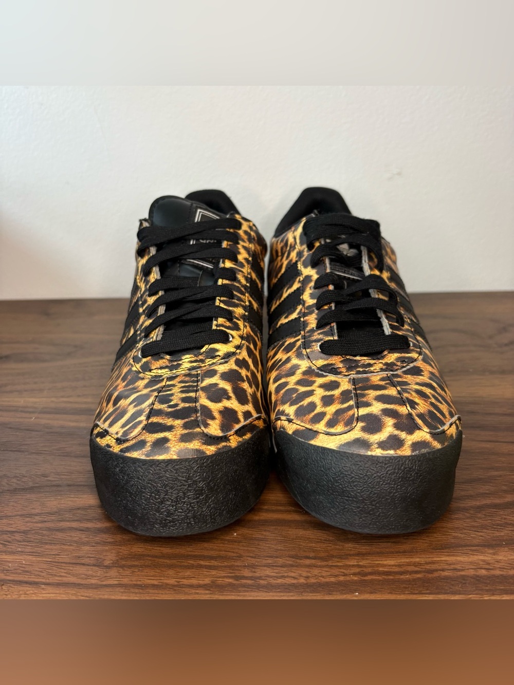 Adidas Samoa Leopard Cheetah Print Sneakers Women's Size 9 C75459 Black Brown - Picture 3 of 9